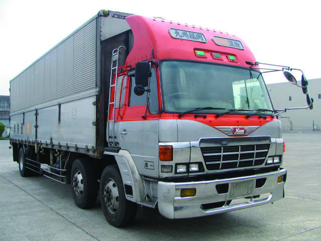 Грузовой автомобиль hino