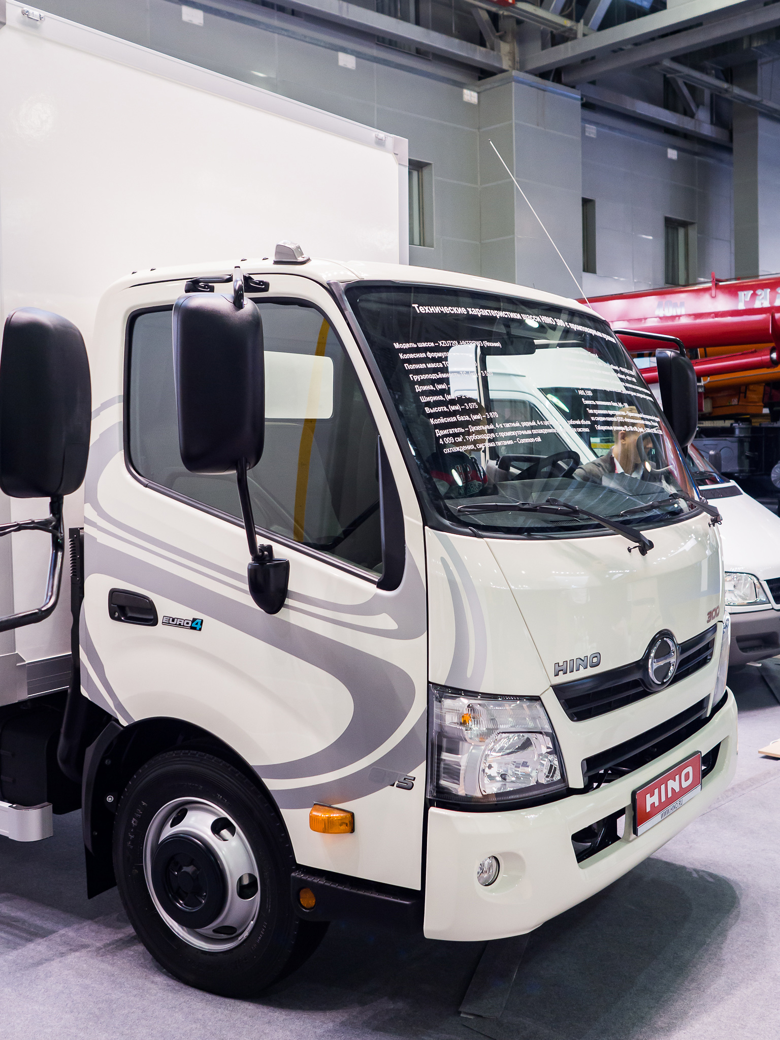 HINO на Международном грузовом автосалоне COMTRANS 15