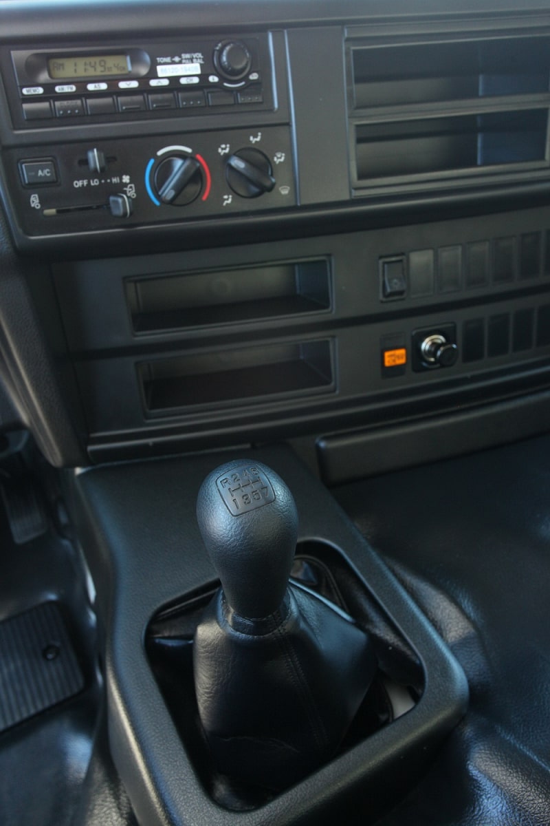 hino 700 Самосвал