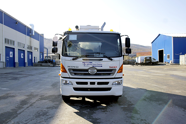 Автотопливозаправщик на базе шасси HINO Серия 500