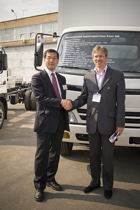 Презентация дилерского центра ООО Техцентр ХИНО МОСКВА