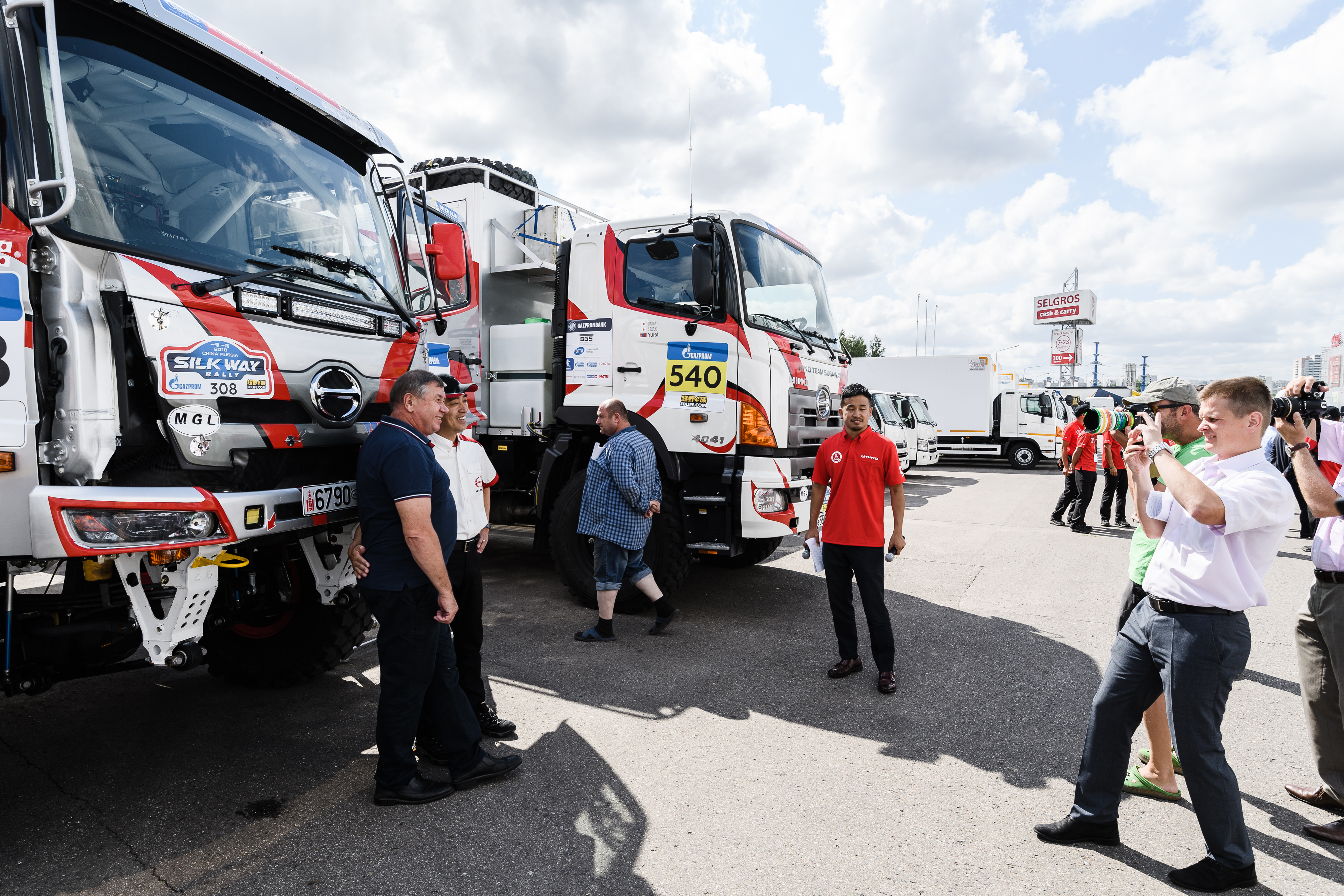 HINO TEAM SUGAWARA в Москве