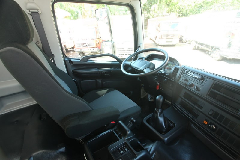 hino 700 Самосвал