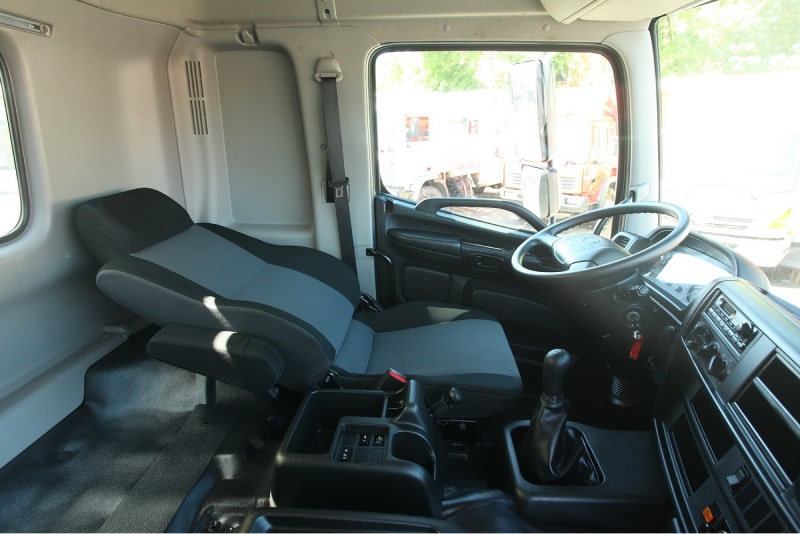 hino 700 Самосвал