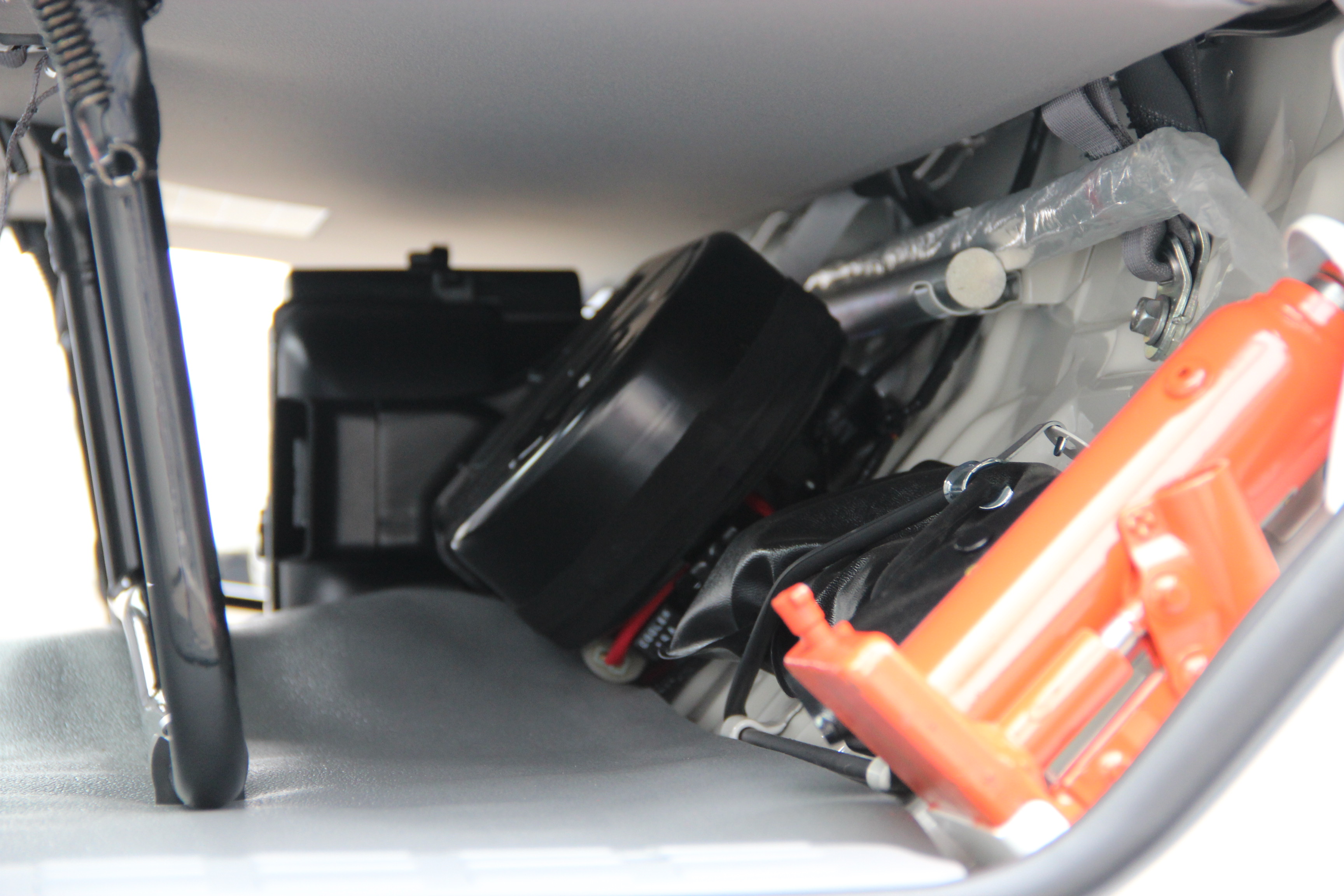 HINO с двойной кабиной для компании Роснефть