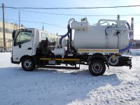 Илосос на базе шасси HINO 300