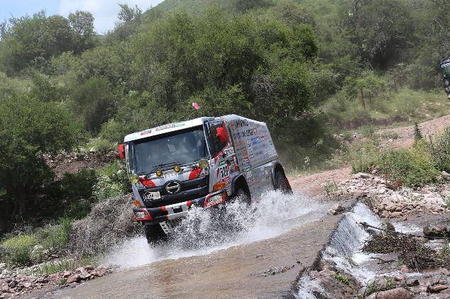 HINO на Дакаре