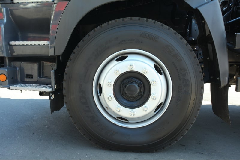 hino 700 Самосвал