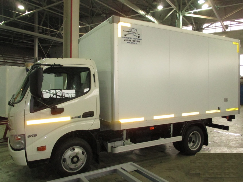 Автомобили  в наличии | Автомобиль-фургон изотермический АМЗ XZU650L-HKMMPW3