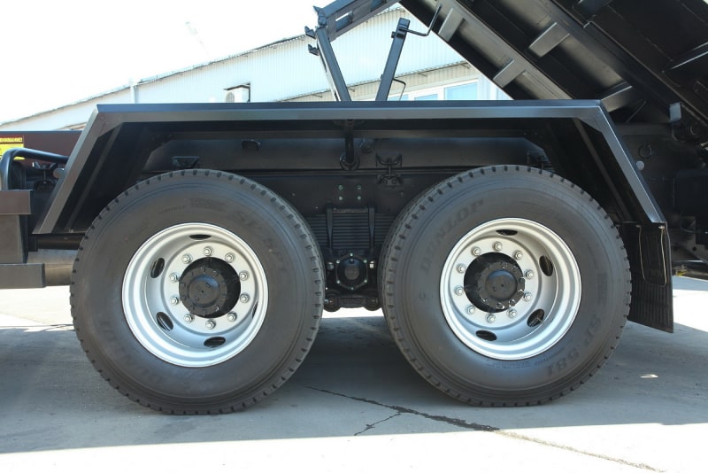 hino 700 Самосвал