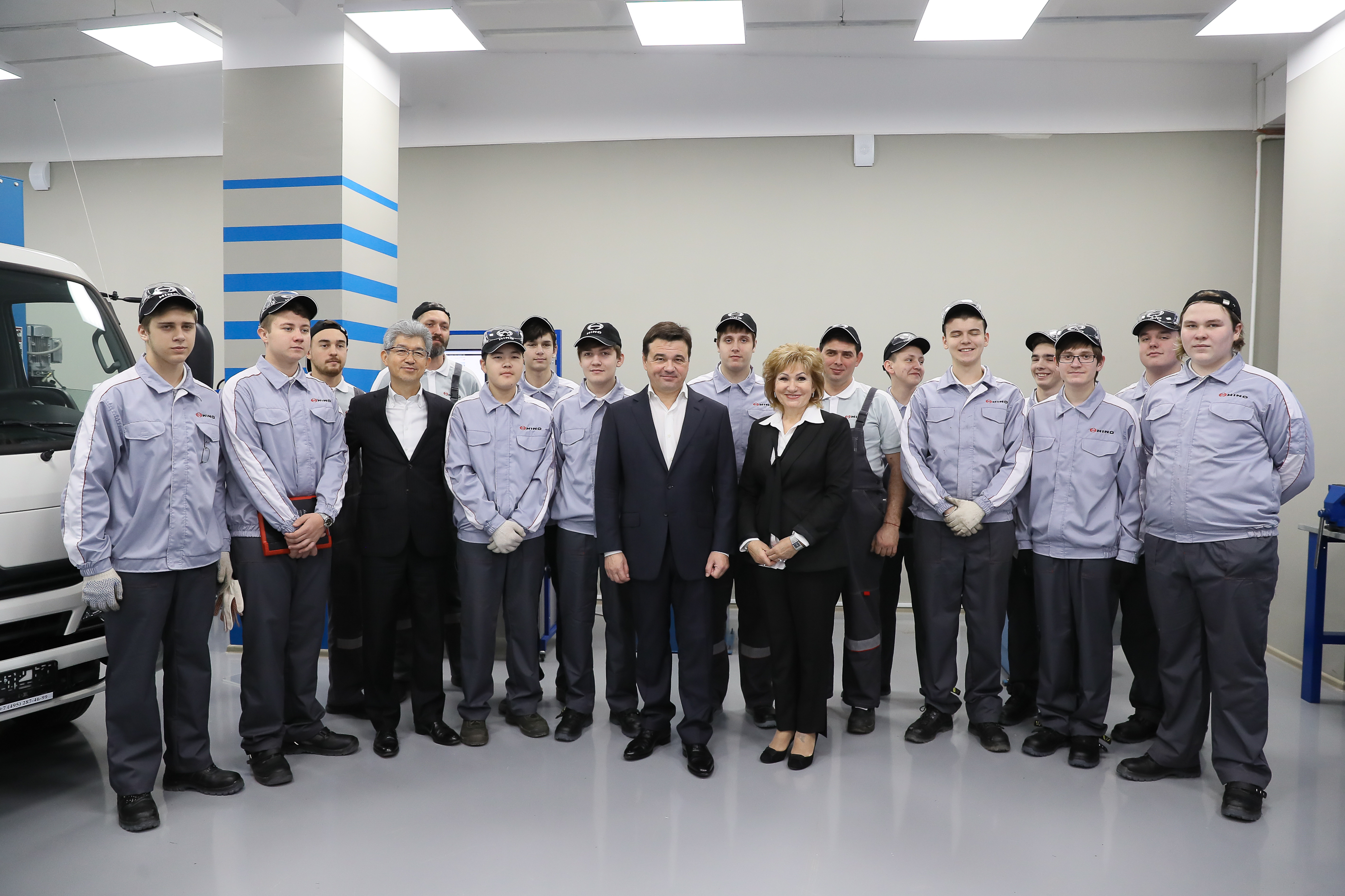 Открытие учебно-тренировочного комплекса HINO на базе Химкинского техникума Открытие учебно-тренировочного комплекса HINO на базе Химкинского техникума