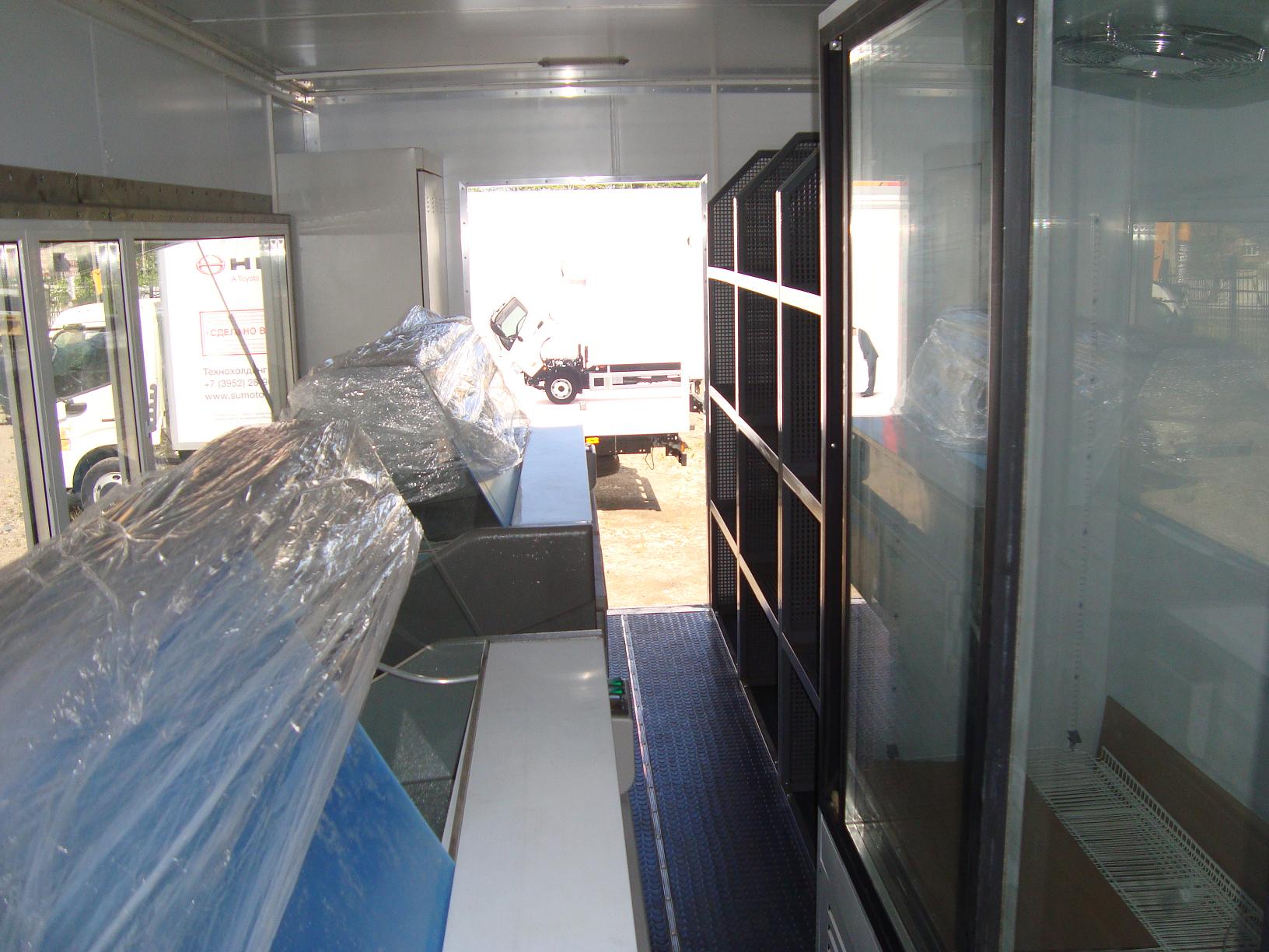 HINO 300 XZU720L-HKFRPW3